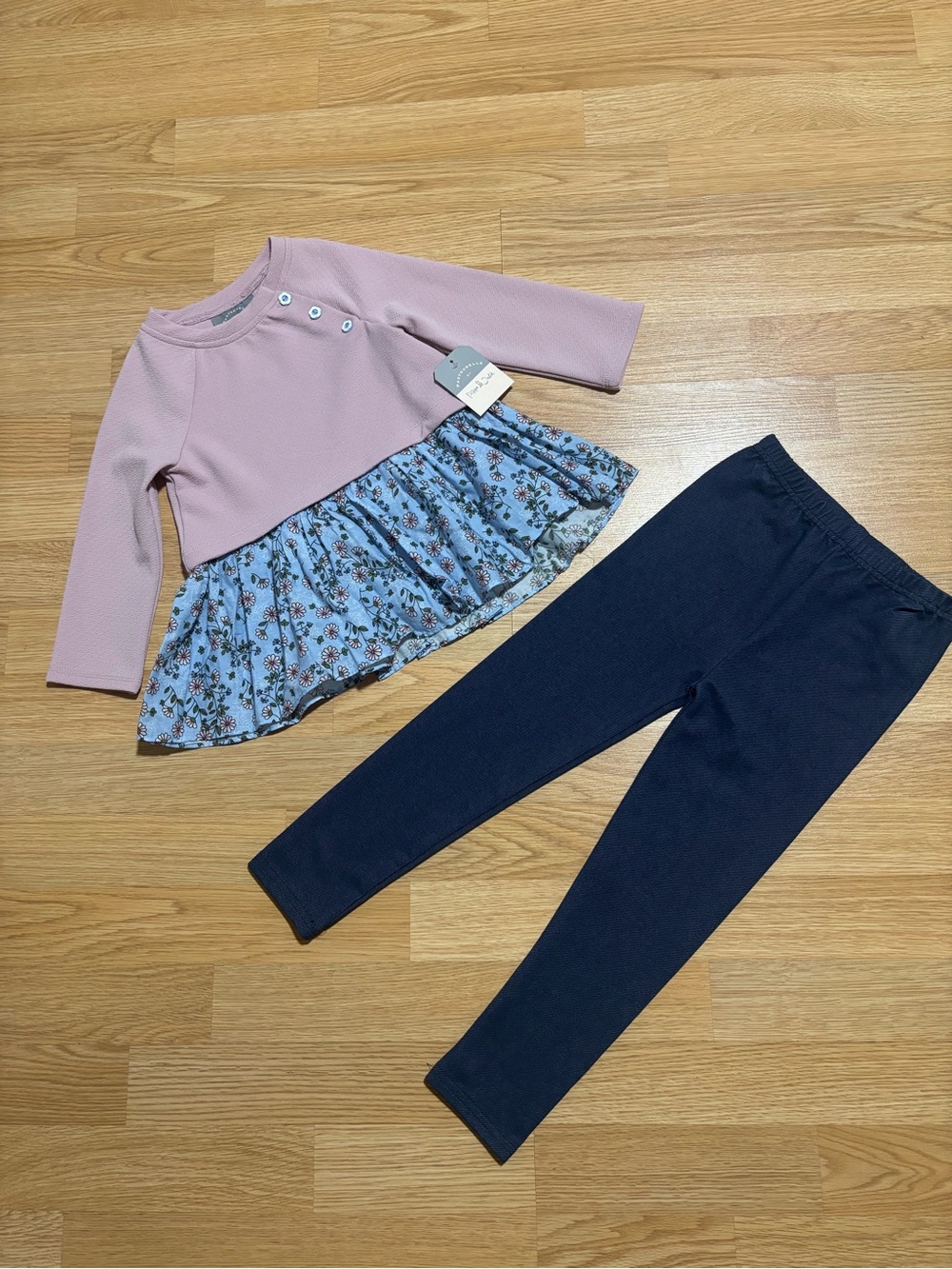 New “Pippa & Julie” 2pc set size 4 with tag